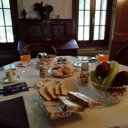 ゲストハウス Due Querce